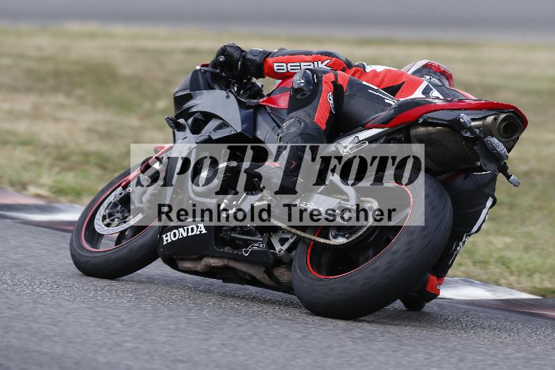 /32 07.07.2025 Plüss Moto Sport ADR/Freies Fahren/44